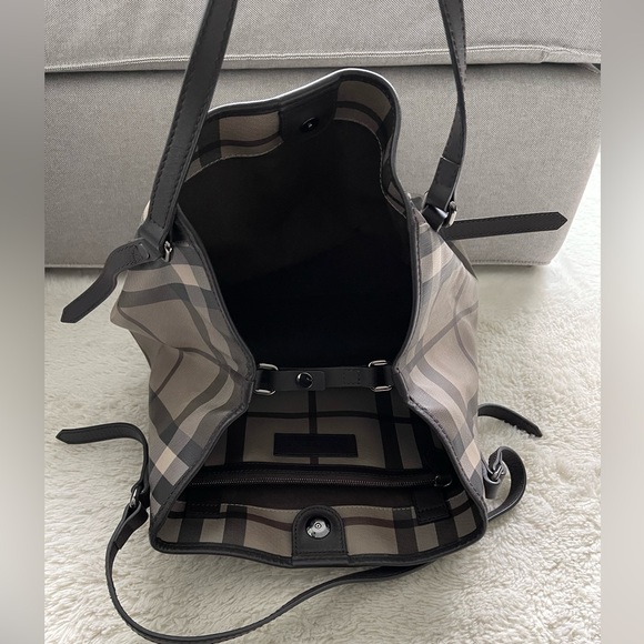 Burberry Canterbury Tote Smoked Check Coated Canvas with Pouch, NWOT - Picture 7 of 12